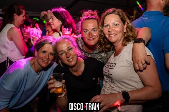 20220514-Par-pa-fotografie-DiscoTrain-Strandtent14-Beachparty-708090-3846-1kl
