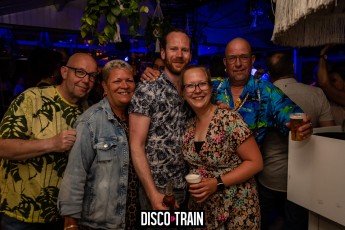 20220514-Par-pa-fotografie-DiscoTrain-Strandtent14-Beachparty-708090-3894-1kl