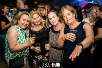 20220827-Par-pa-fotografie-Disco_Train-708090-XL-Strandtent14-3171-1kl