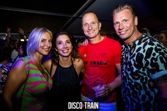 20220827-Par-pa-fotografie-Disco_Train-708090-XL-Strandtent14-3303-1kl