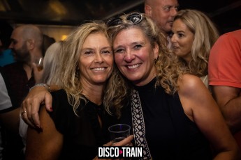 20220827-Par-pa-fotografie-Disco_Train-708090-XL-Strandtent14-3410-1kl