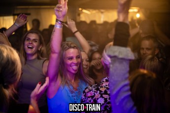 20220827-Par-pa-fotografie-Disco_Train-708090-XL-Strandtent14-3479-1kl