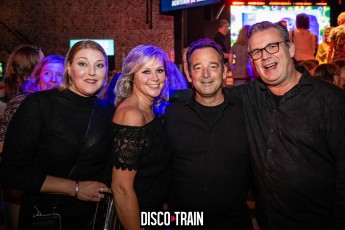 20221015-Par-pa-fotografie-Disco-Train-Olearys-708090sparty-8446-1kl