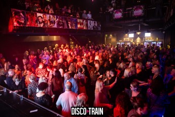 20221029-Par-pa-fotografie-Disco-Train-Bibelot-708090party-2888-1kl