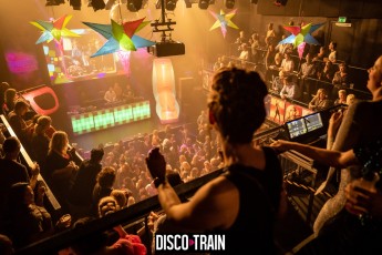20221029-Par-pa-fotografie-Disco-Train-Bibelot-708090party-2967-1kl