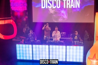 20221029-Par-pa-fotografie-Disco-Train-Bibelot-708090party-2991-1kl