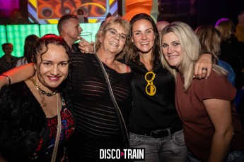 20221029-Par-pa-fotografie-Disco-Train-Bibelot-708090party-3004-1kl