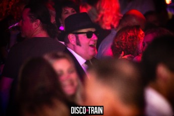 20221029-Par-pa-fotografie-Disco-Train-Bibelot-708090party-3067-1kl