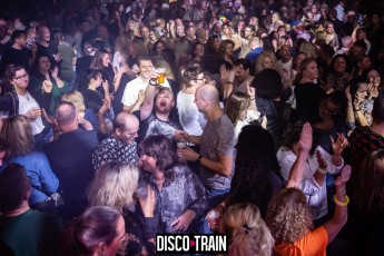 20221029-Par-pa-fotografie-Disco-Train-Bibelot-708090party-3086-1kl