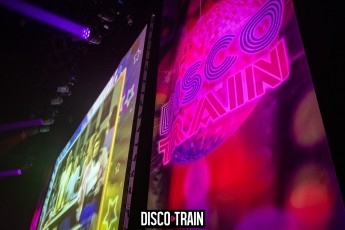 20221029-Par-pa-fotografie-Disco-Train-Bibelot-708090party-3088-1kl