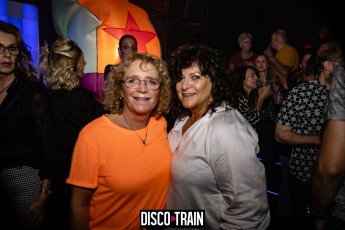 20221029-Par-pa-fotografie-Disco-Train-Bibelot-708090party-3102-1kl