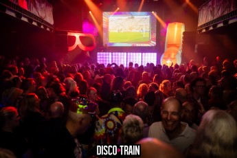 20221029-Par-pa-fotografie-Disco-Train-Bibelot-708090party-3134-1kl