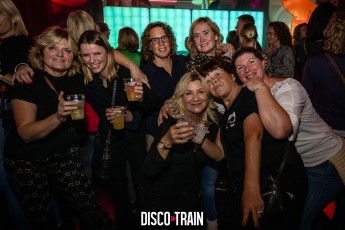 20221029-Par-pa-fotografie-Disco-Train-Bibelot-708090party-3193-1kl