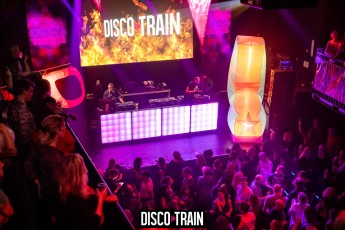 20221029-Par-pa-fotografie-Disco-Train-Bibelot-708090party-3213-1kl
