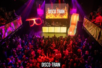 20221029-Par-pa-fotografie-Disco-Train-Bibelot-708090party-3219-1kl