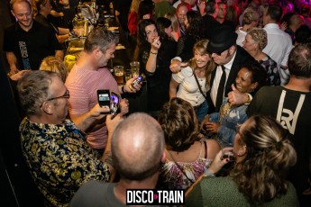 20221029-Par-pa-fotografie-Disco-Train-Bibelot-708090party-3247-1kl