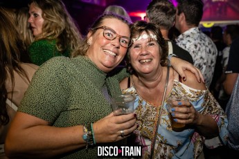 20221029-Par-pa-fotografie-Disco-Train-Bibelot-708090party-3253-1kl
