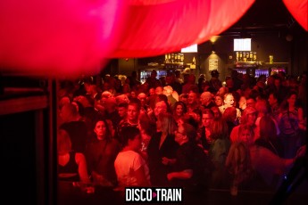 20221029-Par-pa-fotografie-Disco-Train-Bibelot-708090party-3272-1kl