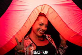 20221029-Par-pa-fotografie-Disco-Train-Bibelot-708090party-3273-1kl