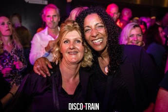 20221029-Par-pa-fotografie-Disco-Train-Bibelot-708090party-3299-1kl