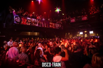 20221029-Par-pa-fotografie-Disco-Train-Bibelot-708090party-3320-1kl