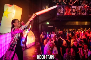 20221029-Par-pa-fotografie-Disco-Train-Bibelot-708090party-3362-1kl