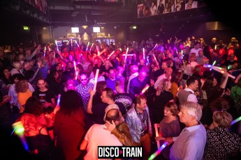 20221029-Par-pa-fotografie-Disco-Train-Bibelot-708090party-3368-1kl