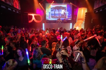 20221029-Par-pa-fotografie-Disco-Train-Bibelot-708090party-3389-1kl