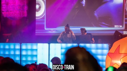 20221029-Par-pa-fotografie-Disco-Train-Bibelot-708090party-3421-1kl