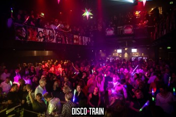 20221029-Par-pa-fotografie-Disco-Train-Bibelot-708090party-3428-1kl