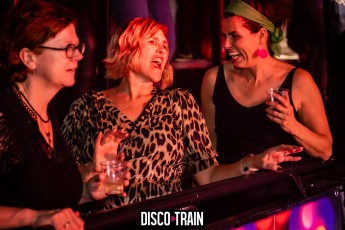 2022014-Par-pa-fotografie-Disco-Train-Bibelot-708090s-1602-1kl