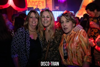2022014-Par-pa-fotografie-Disco-Train-Bibelot-708090s-1696-1kl