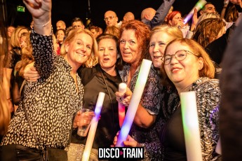 2022014-Par-pa-fotografie-Disco-Train-Bibelot-708090s-1825-1kl