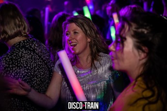 2022014-Par-pa-fotografie-Disco-Train-Bibelot-708090s-1854-1kl