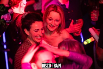 2022014-Par-pa-fotografie-Disco-Train-Bibelot-708090s-2016-1kl