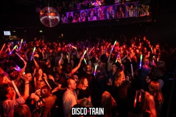 2022014-Par-pa-fotografie-Disco-Train-Bibelot-708090s-2044-1kl