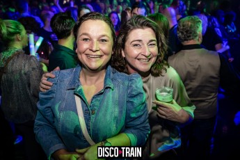 2022014-Par-pa-fotografie-Disco-Train-Bibelot-708090s-2071-1kl