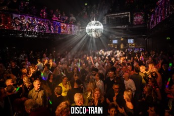 2022014-Par-pa-fotografie-Disco-Train-Bibelot-708090s-2087-1kl