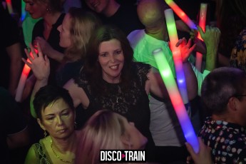 2022014-Par-pa-fotografie-Disco-Train-Bibelot-708090s-2098-1kl