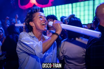 2022014-Par-pa-fotografie-Disco-Train-Bibelot-708090s-2122-1kl