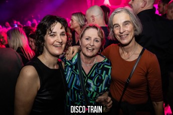 2022014-Par-pa-fotografie-Disco-Train-Bibelot-708090s-2194-1kl