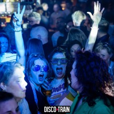 20230401-Par-pa-fotografie-DiscoTrain-Maximum-Hudson-6999-1kl