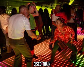 20230401-Par-pa-fotografie-DiscoTrain-Maximum-Hudson-7219-1kl