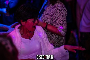 20230407-Par-pa-fotografie-TeaTimeFunk-Disco-Train-708090s-1314-1kl