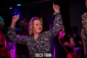 20230407-Par-pa-fotografie-TeaTimeFunk-Disco-Train-708090s-1342-1kl