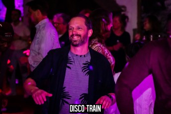20230407-Par-pa-fotografie-TeaTimeFunk-Disco-Train-708090s-1352-1kl