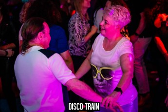 20230407-Par-pa-fotografie-TeaTimeFunk-Disco-Train-708090s-1403-1kl