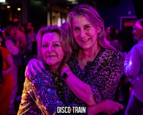 20230407-Par-pa-fotografie-TeaTimeFunk-Disco-Train-708090s-1464-1kl