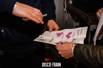 20230407-Par-pa-fotografie-TeaTimeFunk-Disco-Train-708090s-1523-1kl