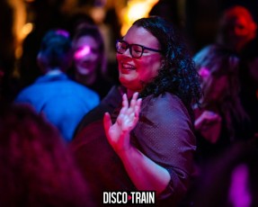 20230407-Par-pa-fotografie-TeaTimeFunk-Disco-Train-708090s-1547-1kl